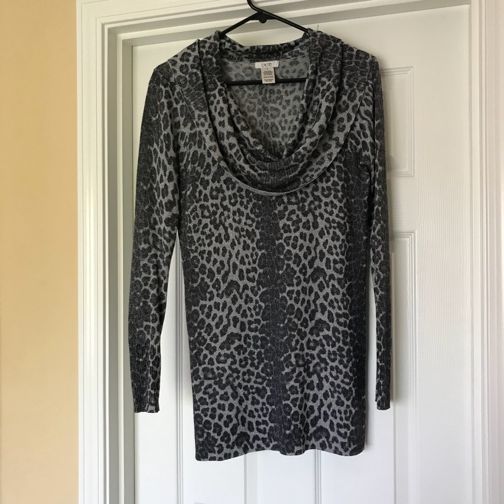 Grey leopard print sweater